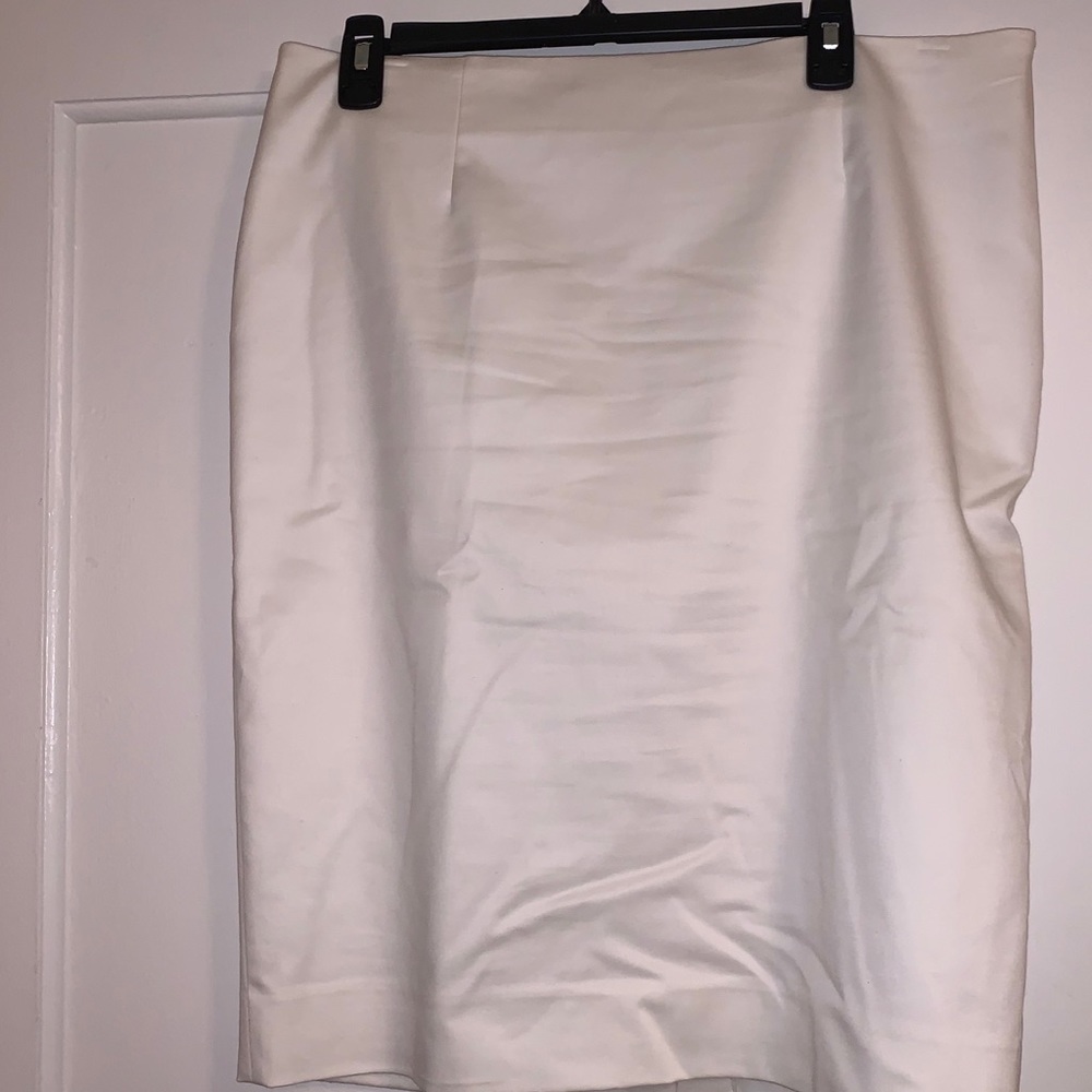 White charter club skirt